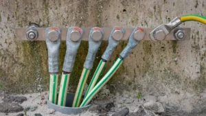 Eficiência Energética e Segurança: O Importante Papel do Terrômetro Digital na Redução de Perdas em Sistemas Industriais